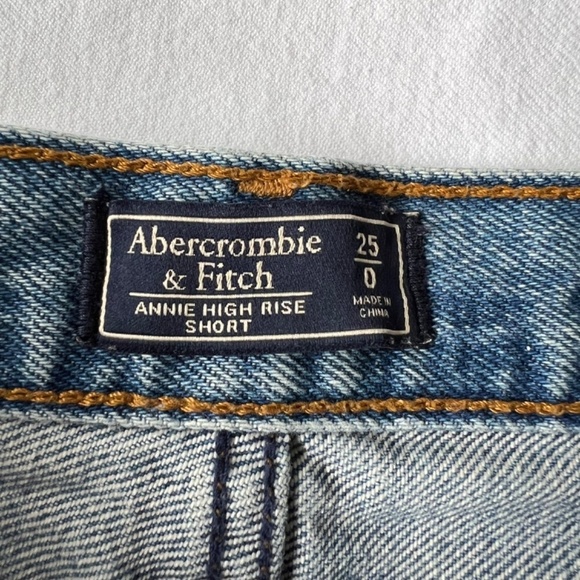 Abercrombie and Fitch Annie high rise distressed denim shorts - Picture 11 of 12